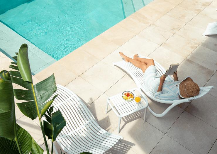 CHRISTMAS DEAL By Steh Hotels CHRISTMAS DEAL By Steh Hotels